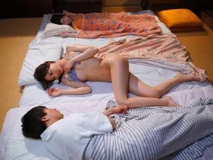 Con gái mang thai, má giúp giải quyết ham muốn tình dục của con rể