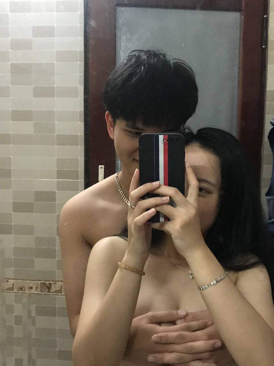MVSD-441 Nhân viên nữ mới của khách sạn suối nước nóng Debaru Xian và NTR ngược của Aibeya Vòng eo của cô gái đầy đau đớn và vòng eo của cô ấy đầy đau đớn.